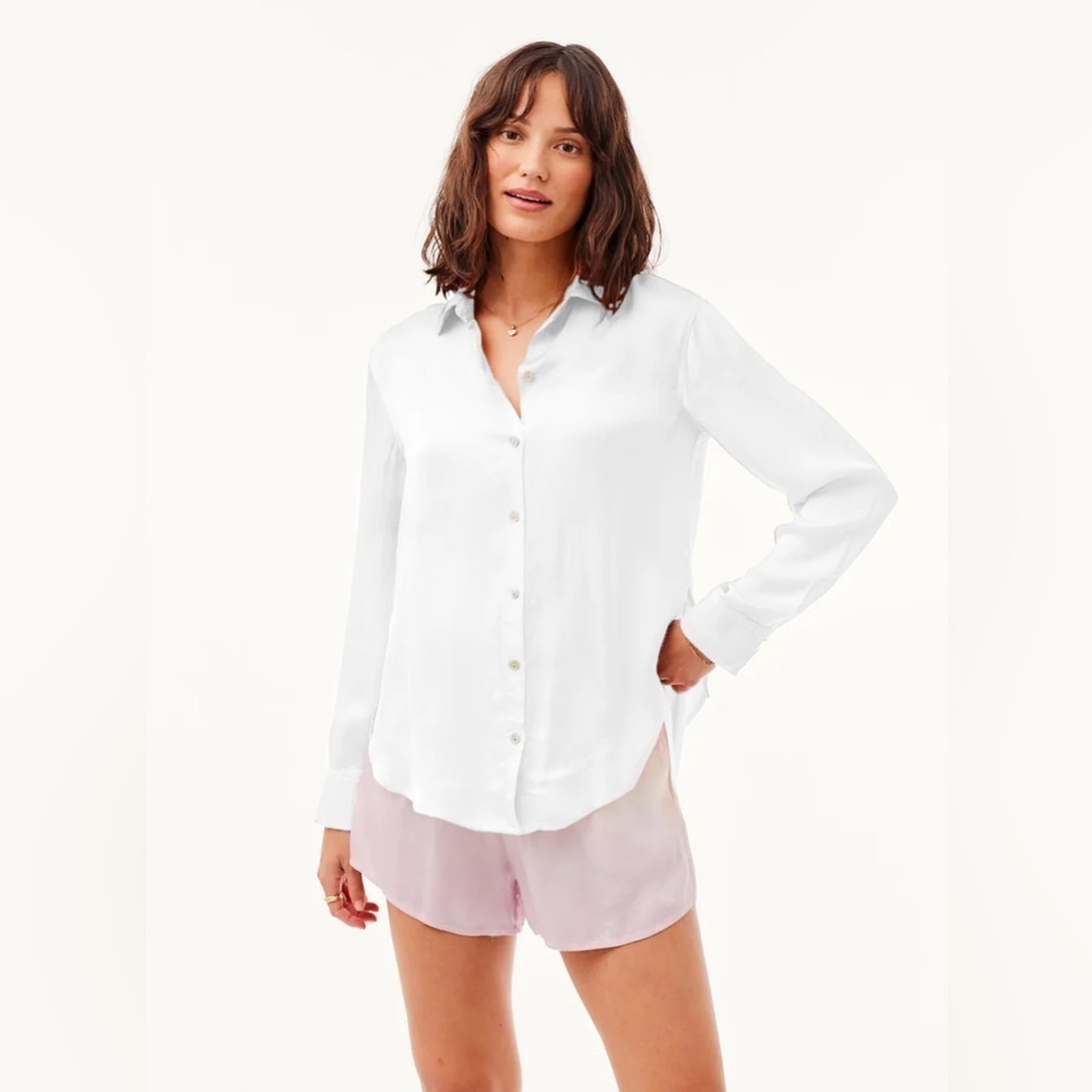 NWT BELLA DAHL satin side slit button down shirt blouse top in white large